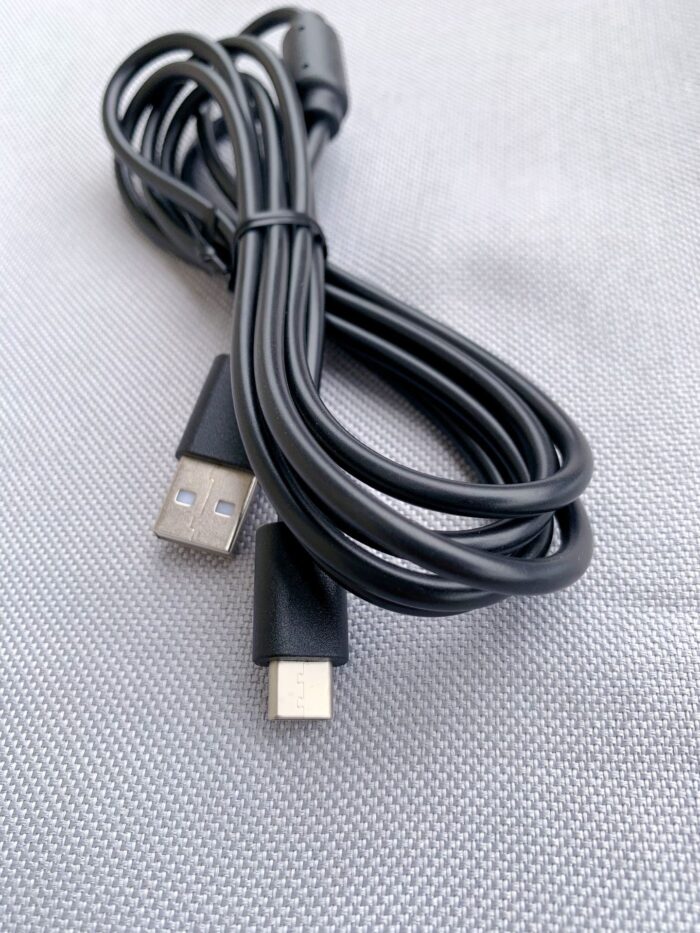 PS5 magnetic hysteresis loop charging cord - Image 4